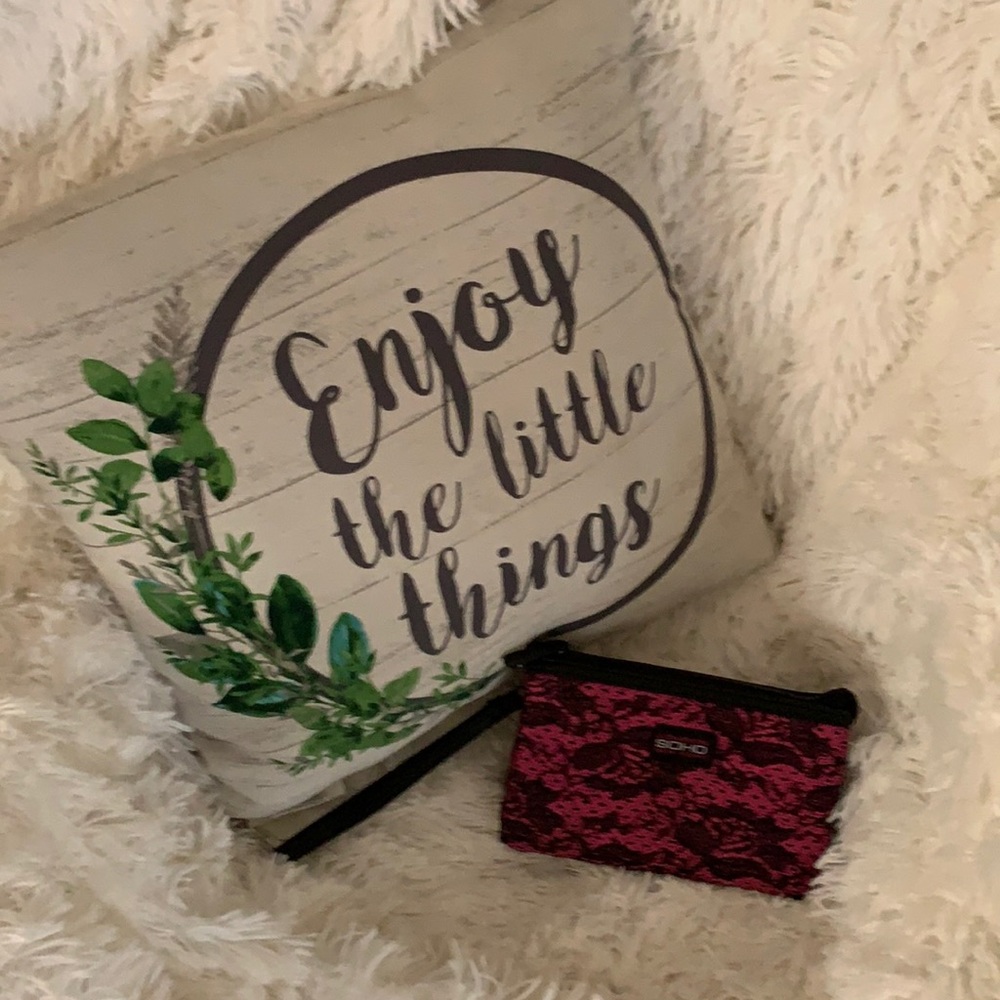 London SOHO New York pink black lace wrist wallet